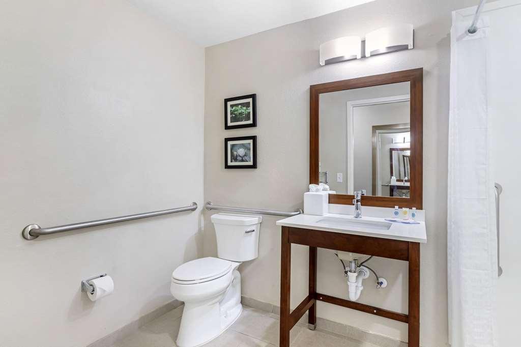 Comfort Inn & Suites Brunswick Pokoj fotografie